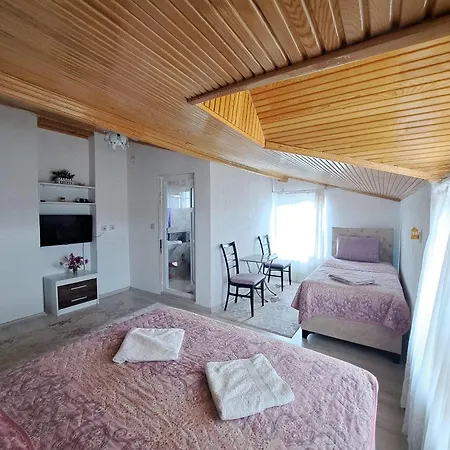 Salda Goelue Celikoez Apart Yesilova  Exterior photo