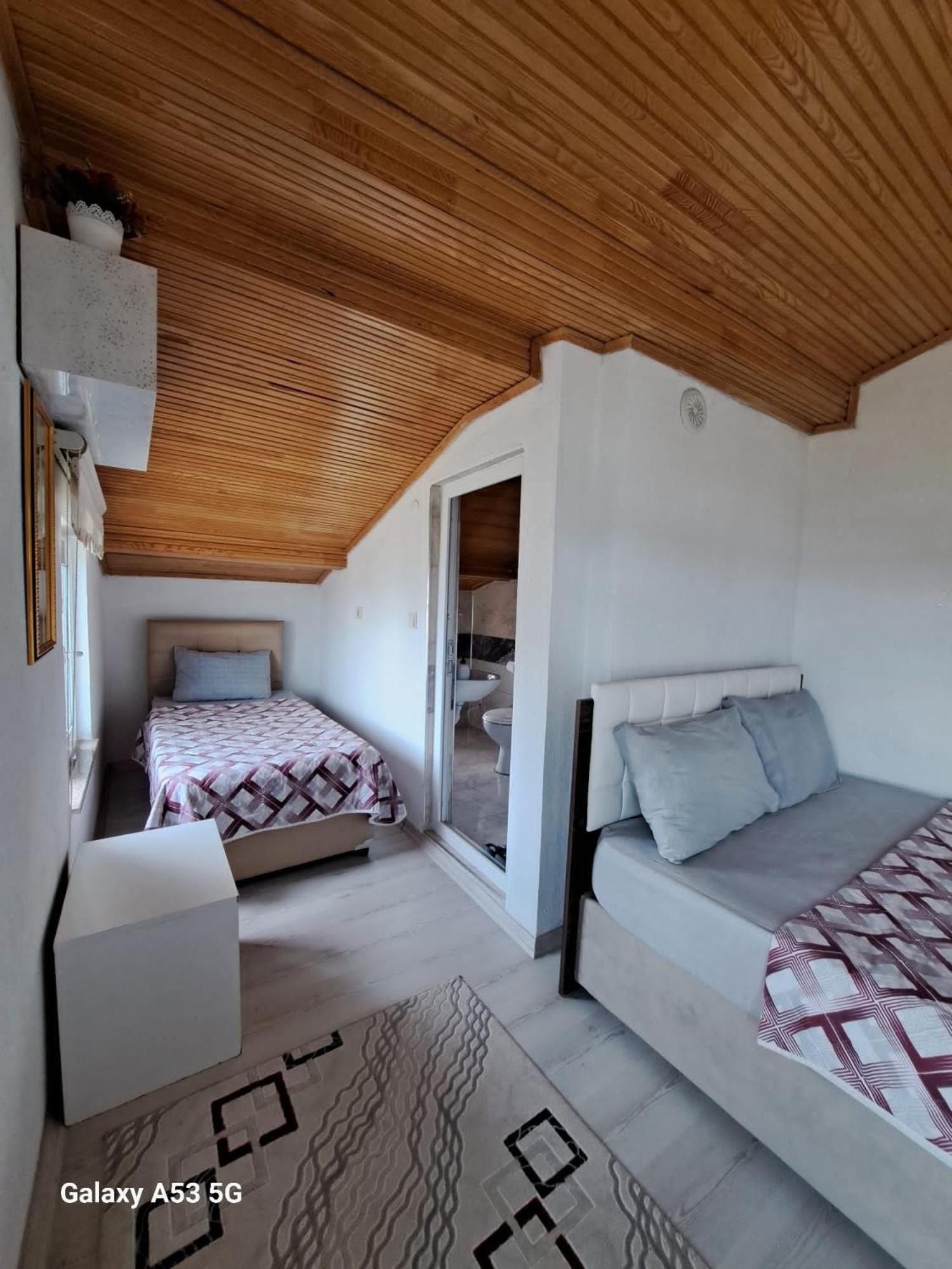 Salda Goelue Celikoez Yesilova (Burdur)