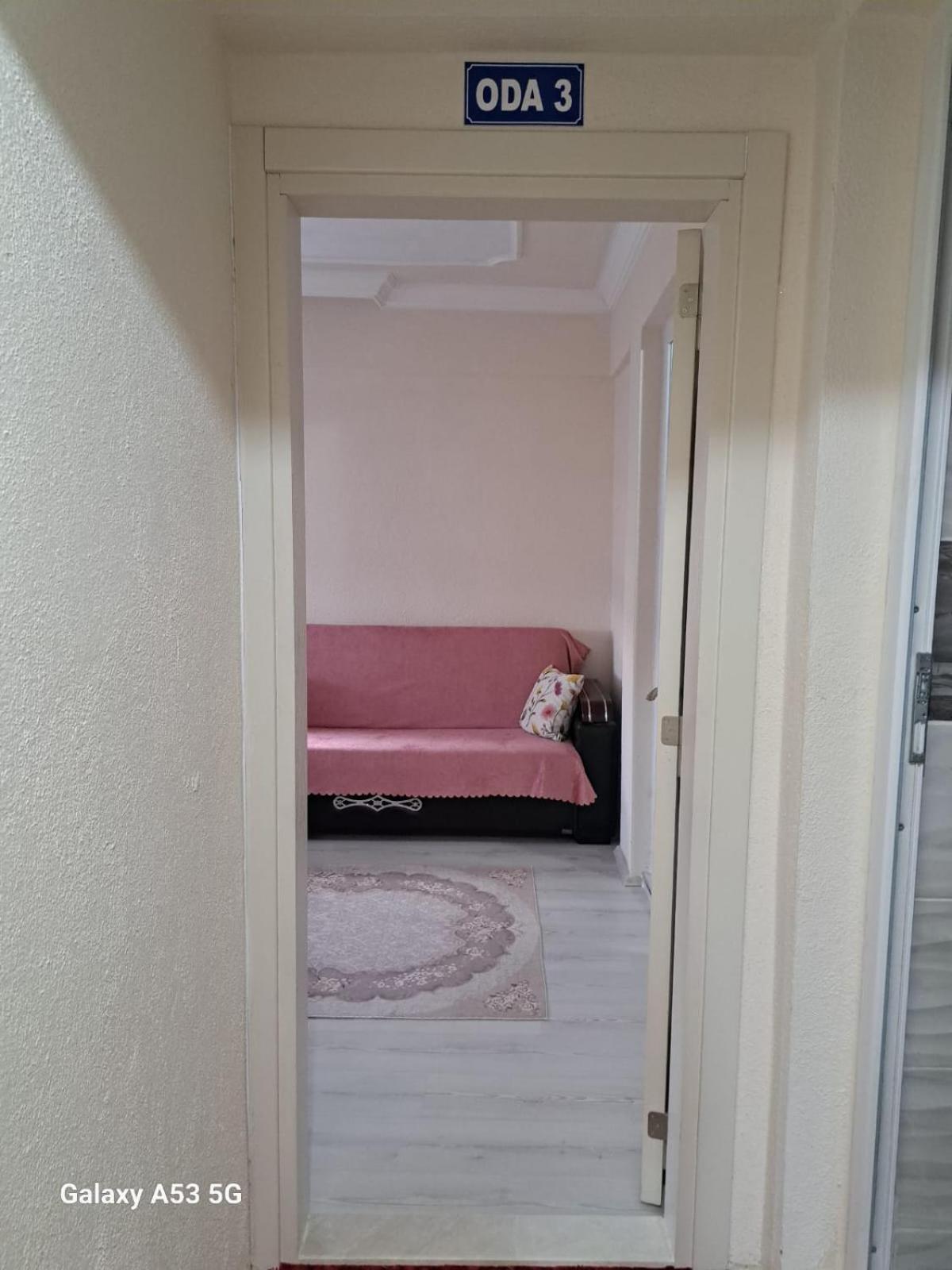 Salda Goelue Celikoez * Yesilova (Burdur)